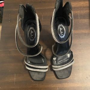 Italina Size 5.5 strappy rhinestone heel